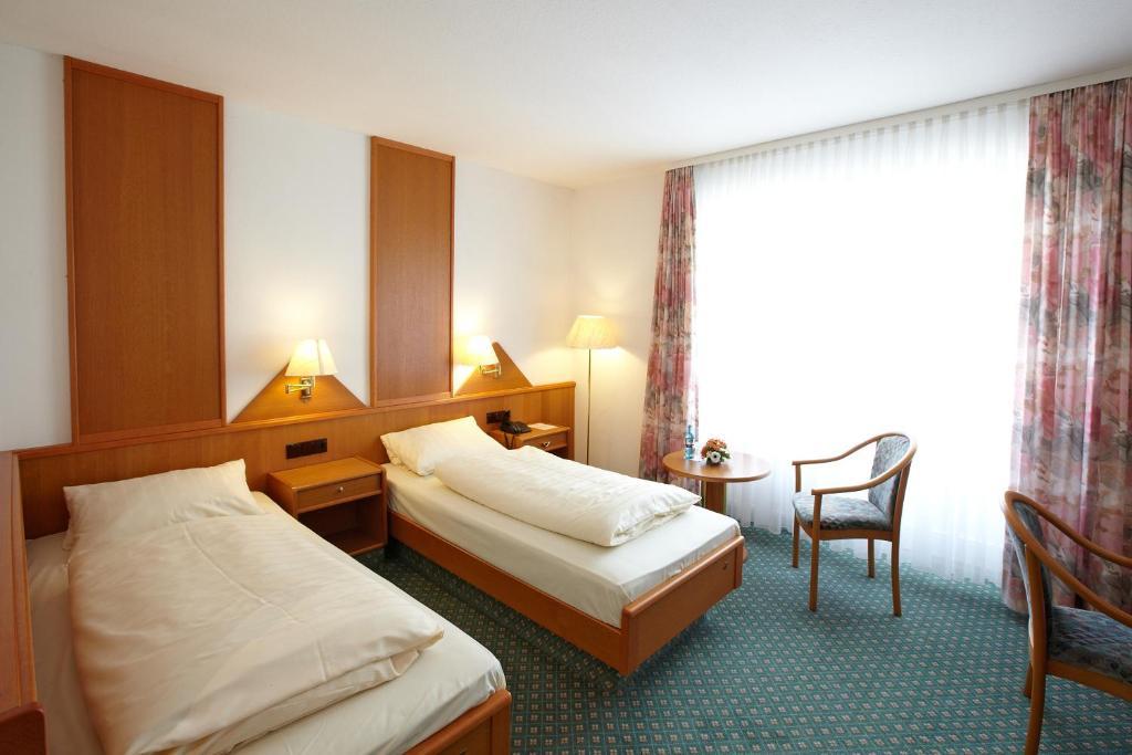 Hotel Rose Bebra Bagian luar foto